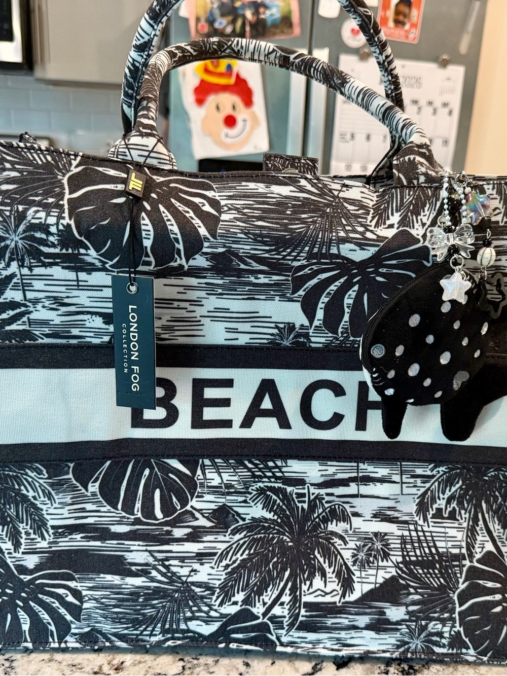 NWT London Fog Black & White Tropical 'BEACH' Tote with Charm